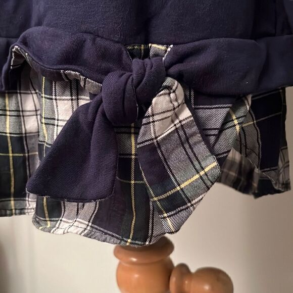 Women's IZOD Pull-over Sweater  - Picture 3 of 9